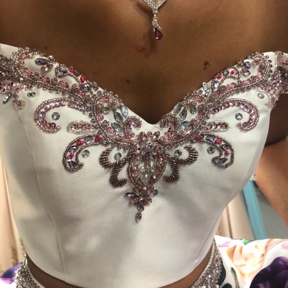 Prom Dress - Picture 2 of 6